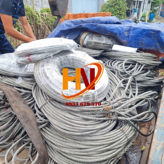 CHẦU CÁP THÉP 2 ĐẦU VÒNG