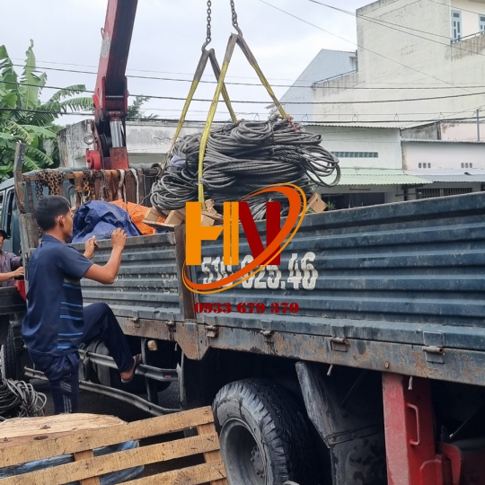 CHẦU CÁP THÉP 2 ĐẦU VÒNG