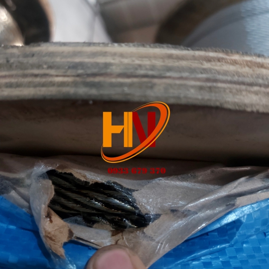 CÁP THÉP 6*36 IWRC NÉN LỤA DẦU TRUNG QUỐC