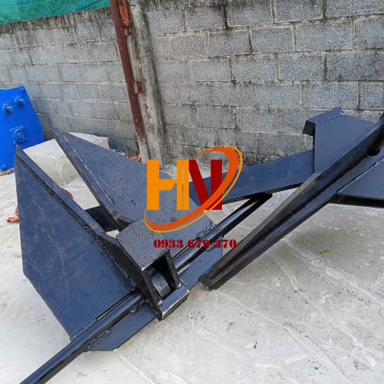 MỎ NEO LÁ